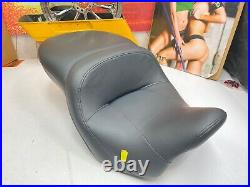 08-21 Harley Touring Reduced Reach Road Street Electra Glide King Seat