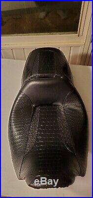 HARLEY Street/Road Glide Seat Cover P52320-11/P52000142 2008-2018 COVER ONLY