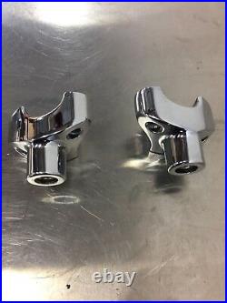 Harley Riser & Top Clamp Removed From Dyna Street Bob 55900025 56541-86A K105